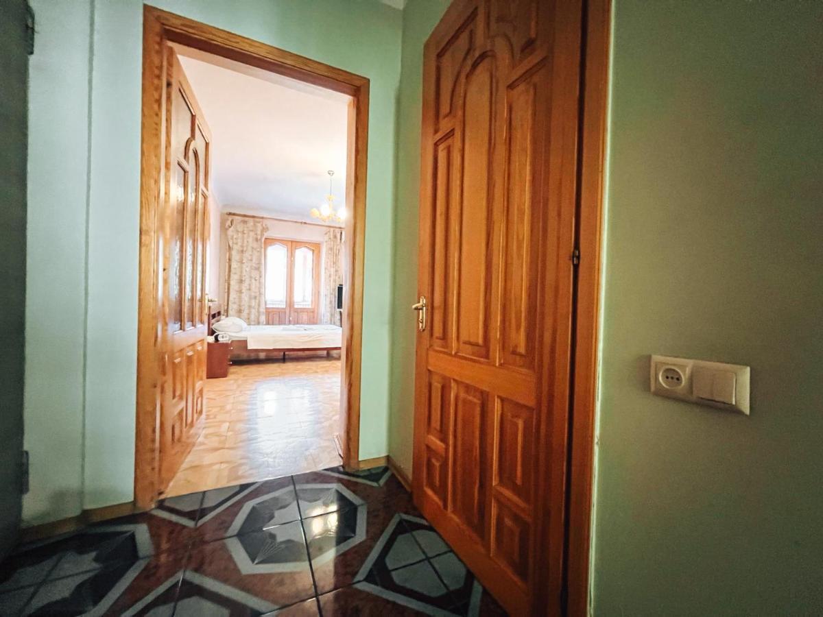 1-Room Apartments Kiev City Center Zewnętrze zdjęcie
